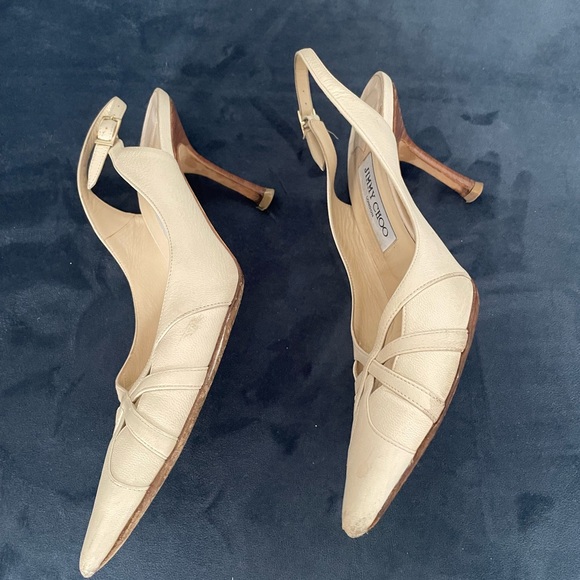 Jimmy Choo Cutout Accent Slingback Pump size 9/12, leather with 3 inch heels. - Picture 4 of 5